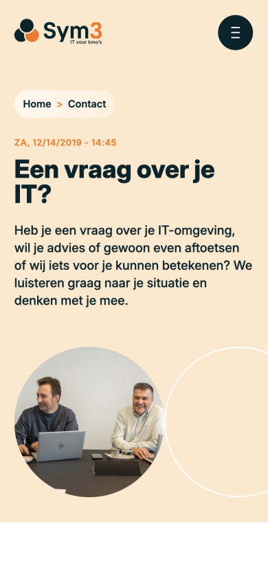 Mobiele versie van de website van Sym3, gemaakt door Webfluence